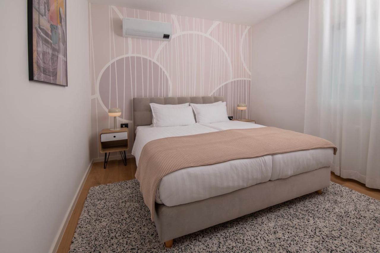 Family & Friends Pula - Top Floor - Free Parking Экстерьер фото