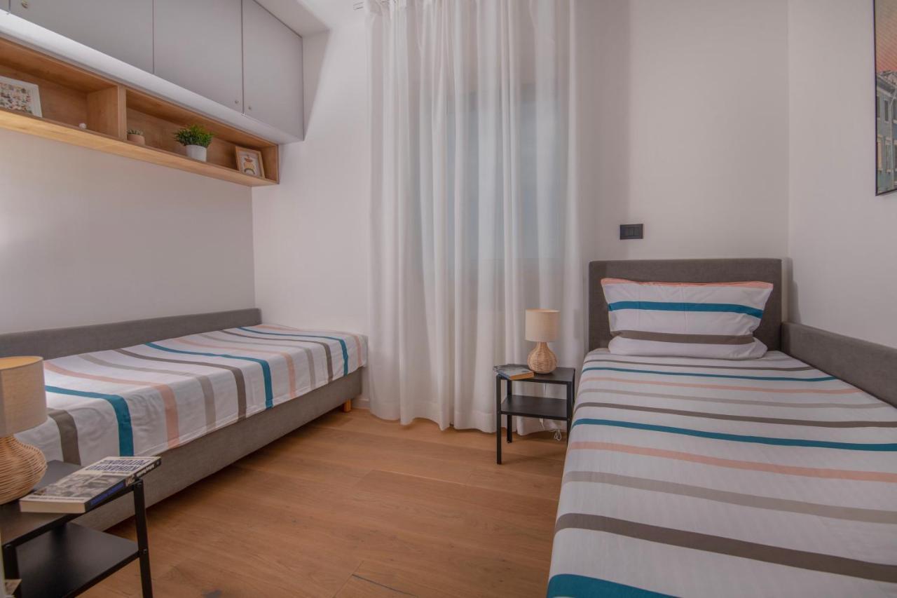 Family & Friends Pula - Top Floor - Free Parking Экстерьер фото